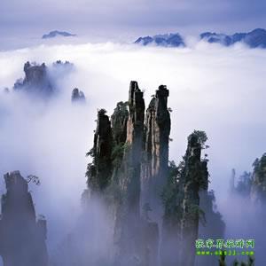 暑期夏令營湘西精華旅游線路：長沙、韶山、張家界、鳳凰純玩8日游