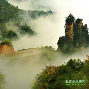 【喜樂拼團(tuán)線路】張家界、寶峰湖、天門山、天子山、猛洞河漂流三晚四日游